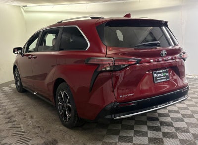 2026 Toyota Sienna Platinum 7-Passenger