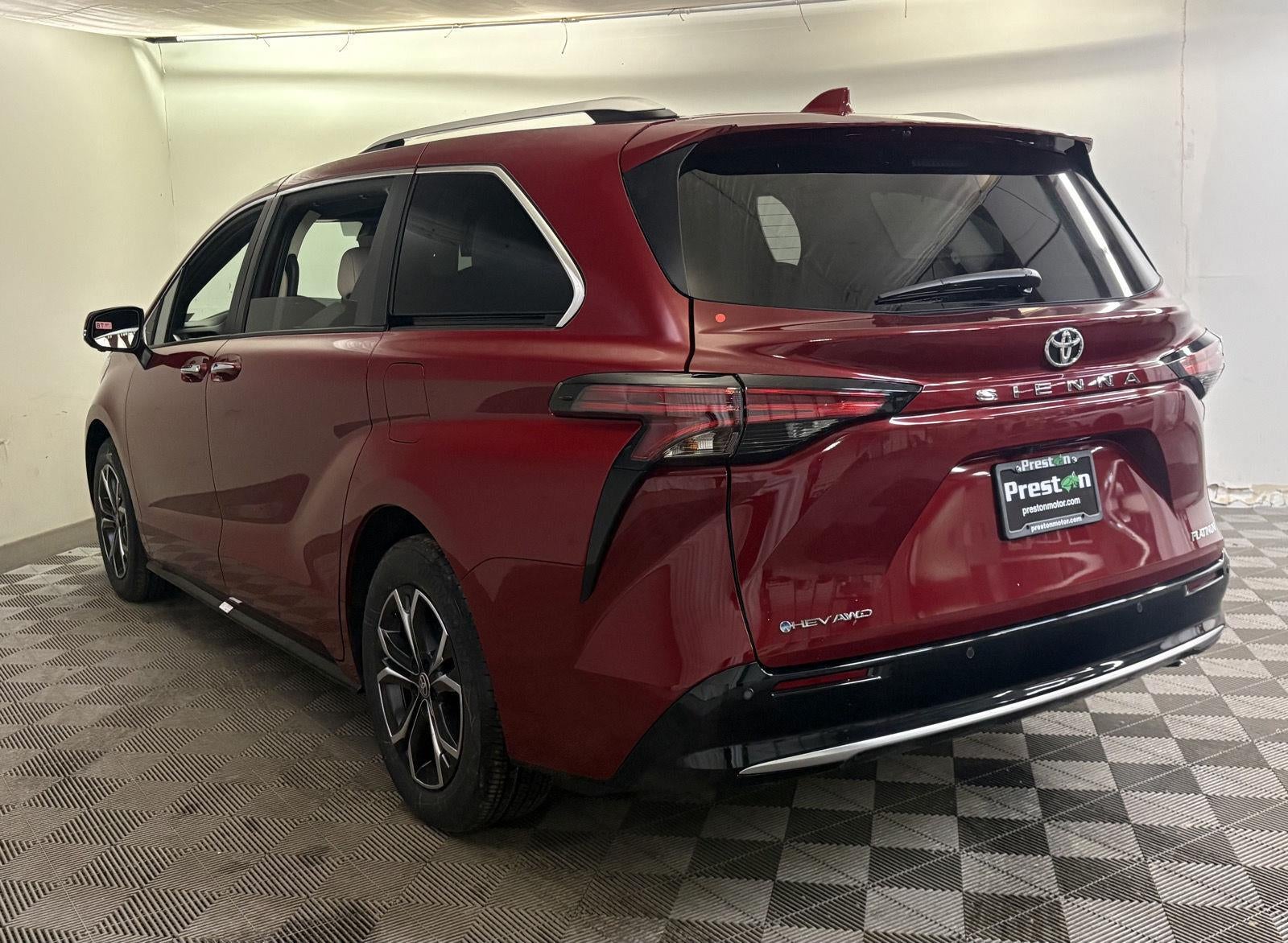 2026 Toyota Sienna Platinum 7-Passenger