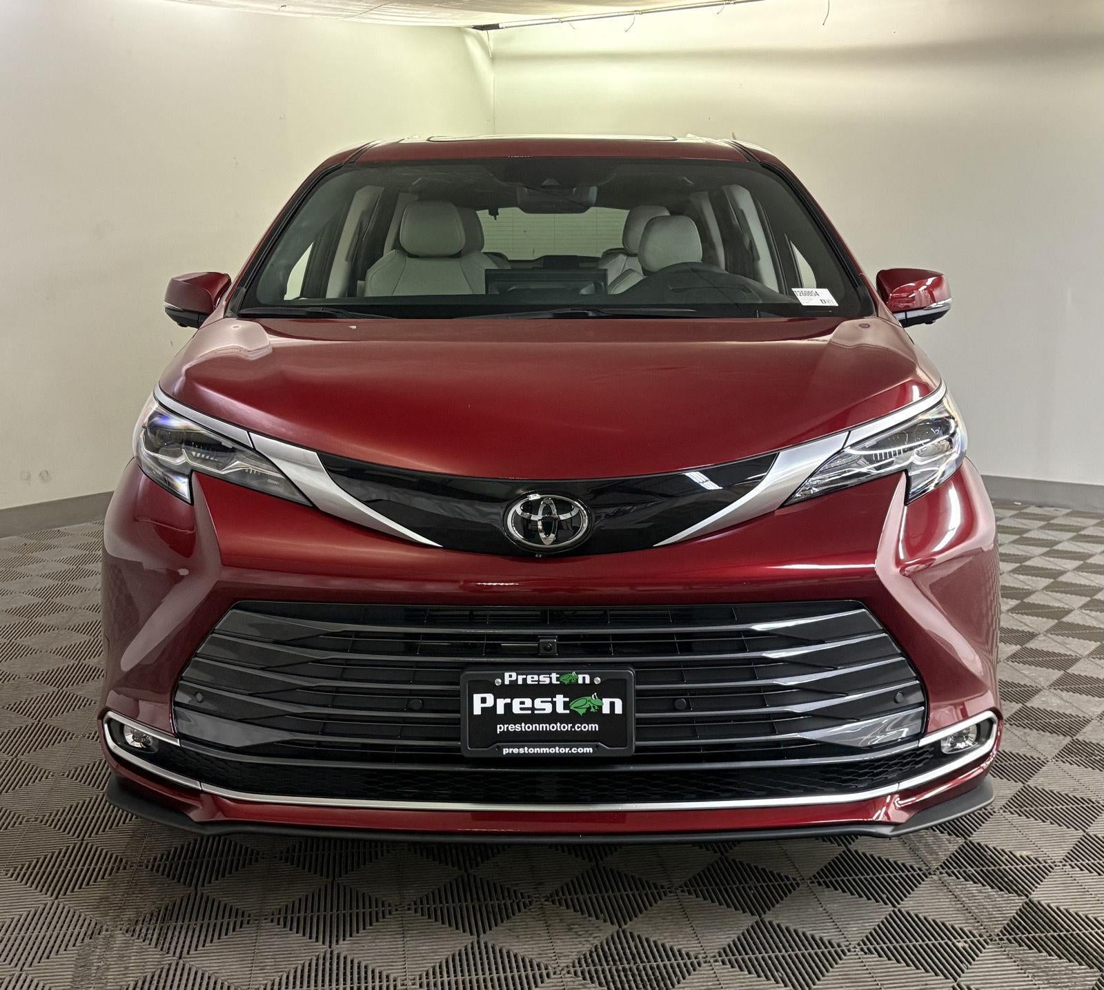 2026 Toyota Sienna Platinum 7-Passenger