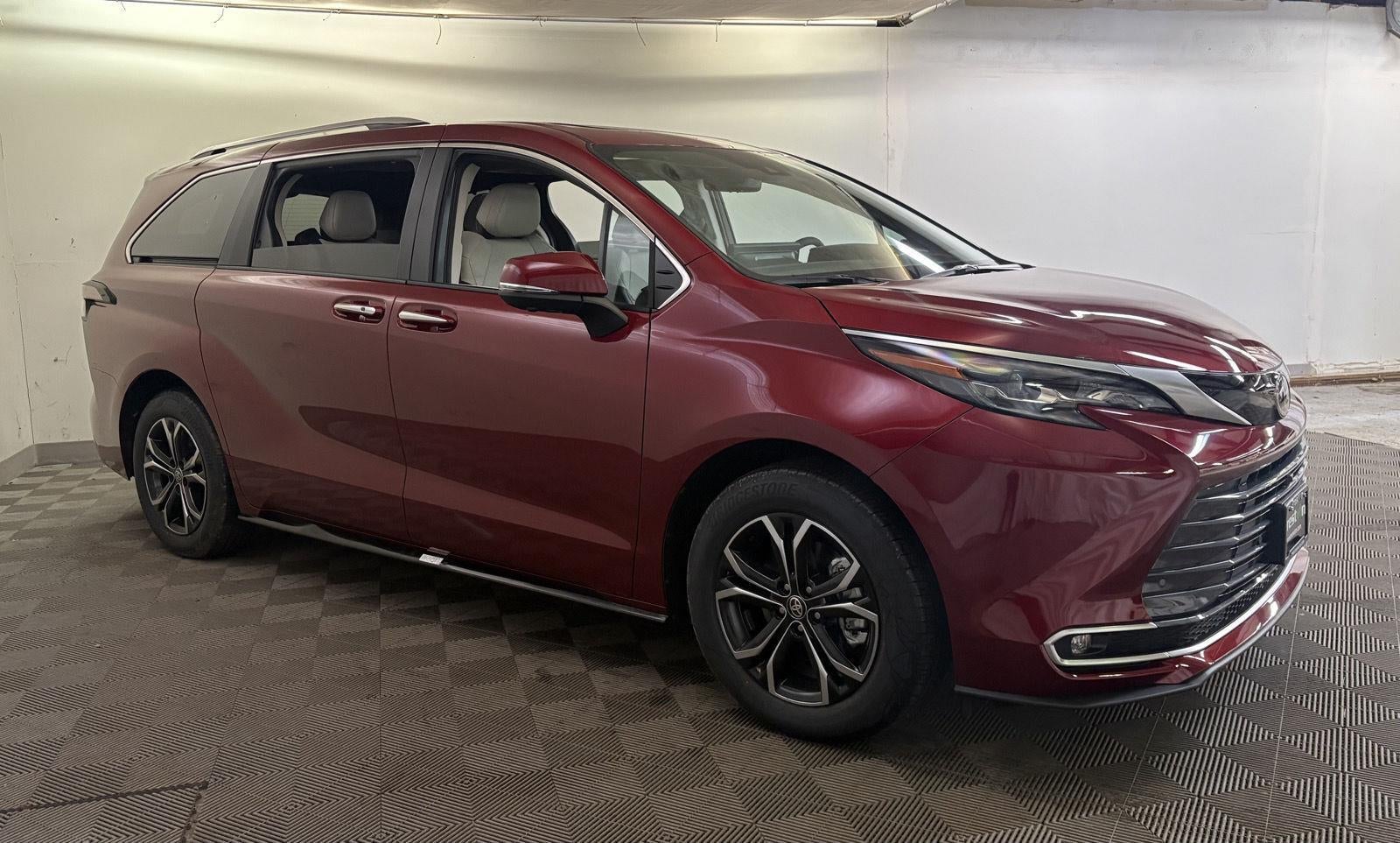 2026 Toyota Sienna Platinum 7-Passenger