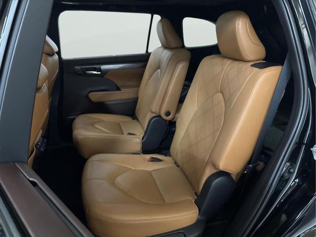 2020 Toyota HIGHLANDER Platinum