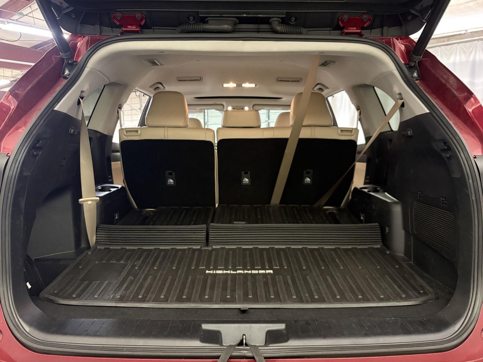 2021 Toyota HIGHLANDER XLE