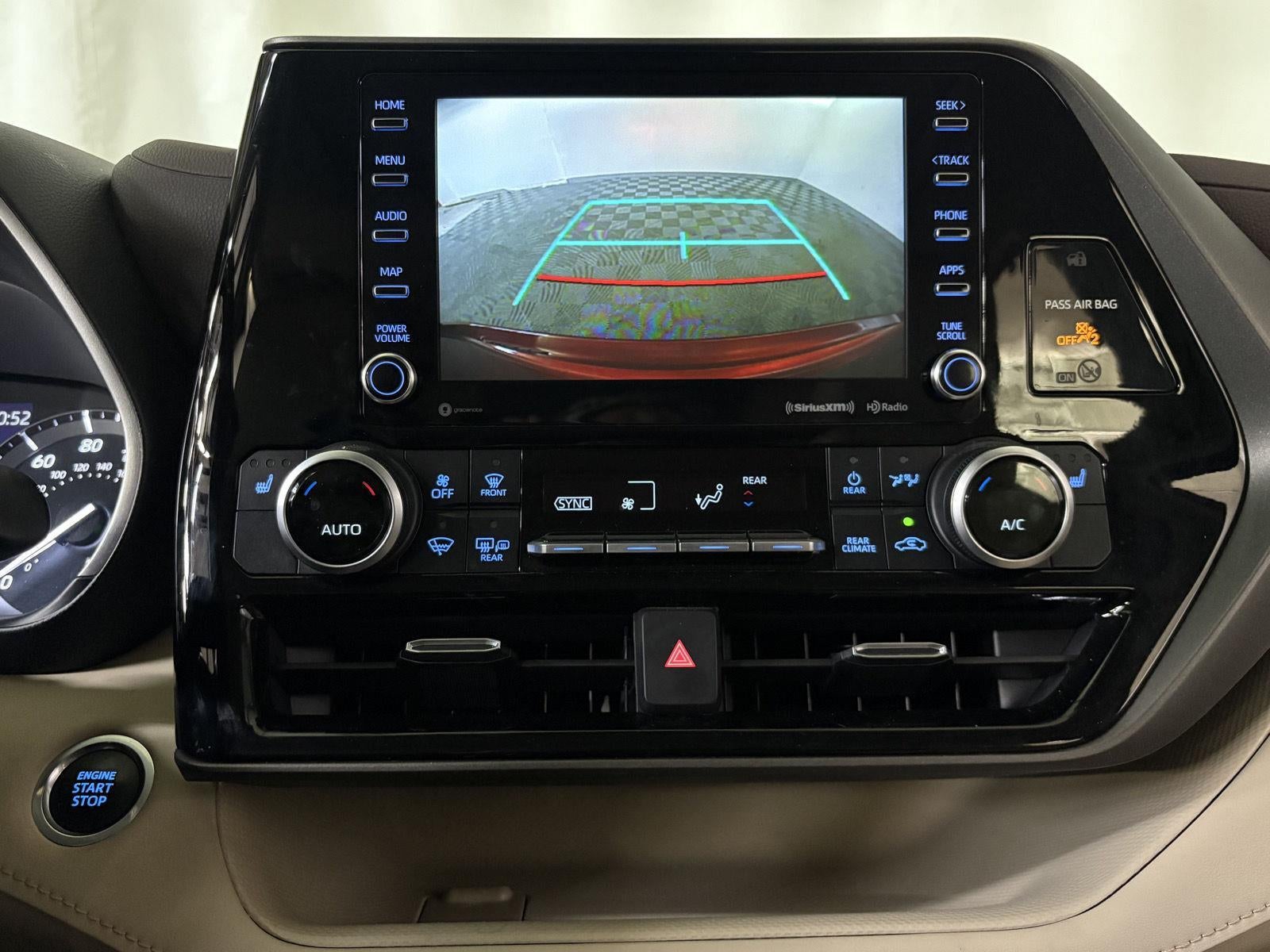 2021 Toyota HIGHLANDER XLE