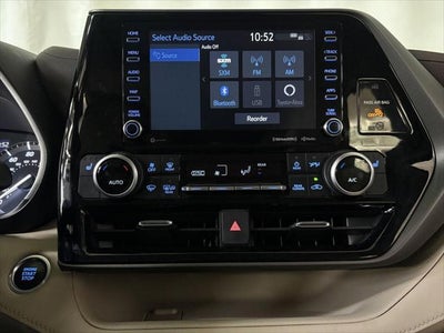 2021 Toyota HIGHLANDER XLE