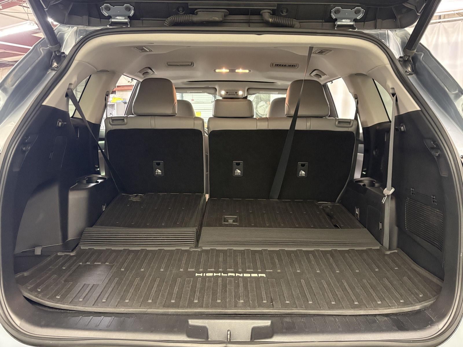 2021 Toyota HIGHLANDER HYBRD Hybrid XLE