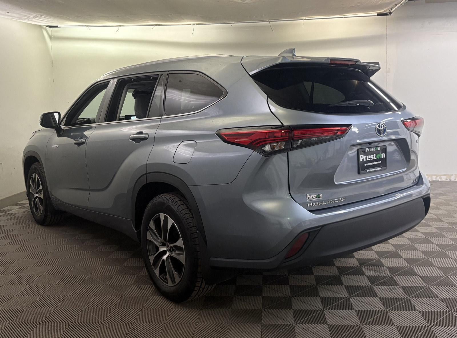 2021 Toyota HIGHLANDER HYBRD Hybrid XLE