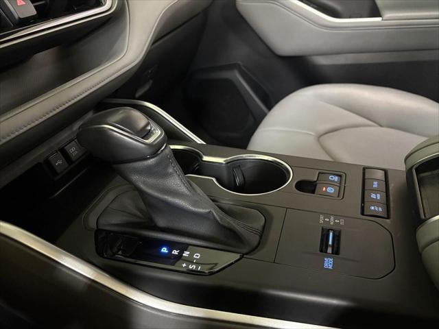 2021 Toyota HIGHLANDER HYBRD Hybrid XLE