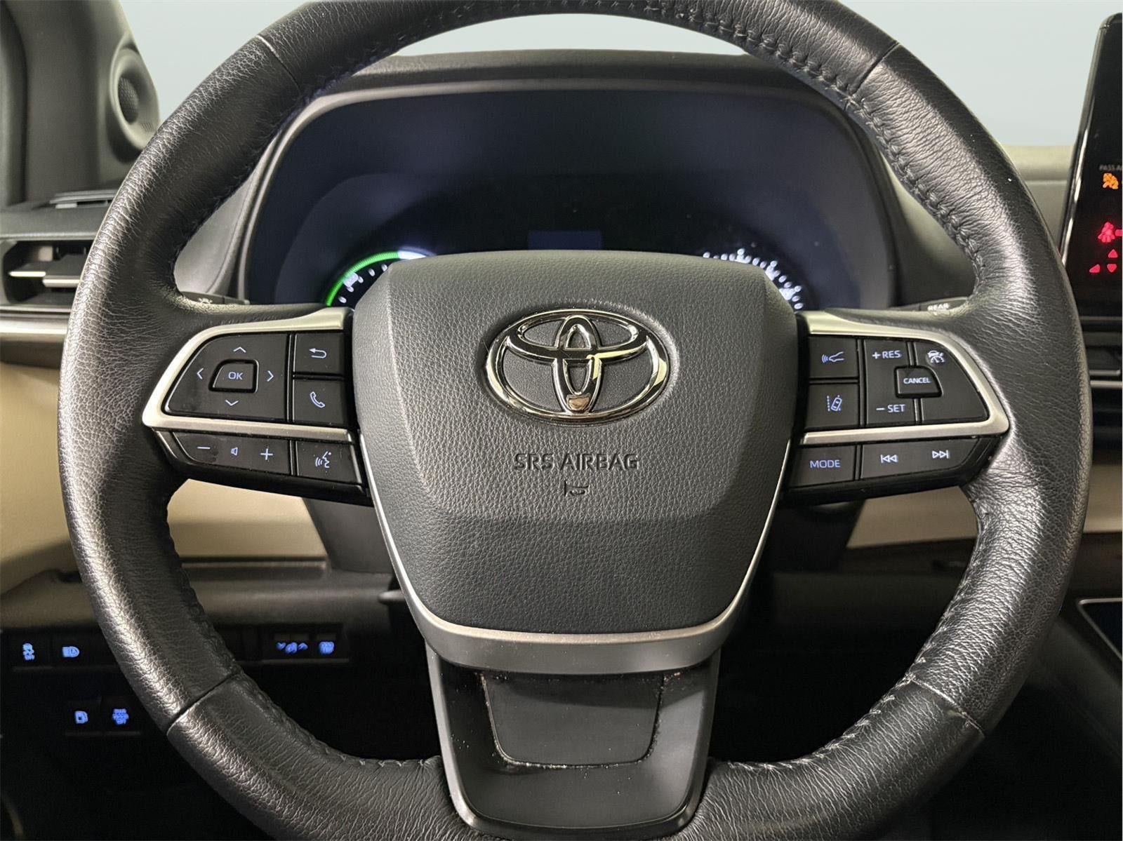 2021 Toyota SIENNA XLE XLE