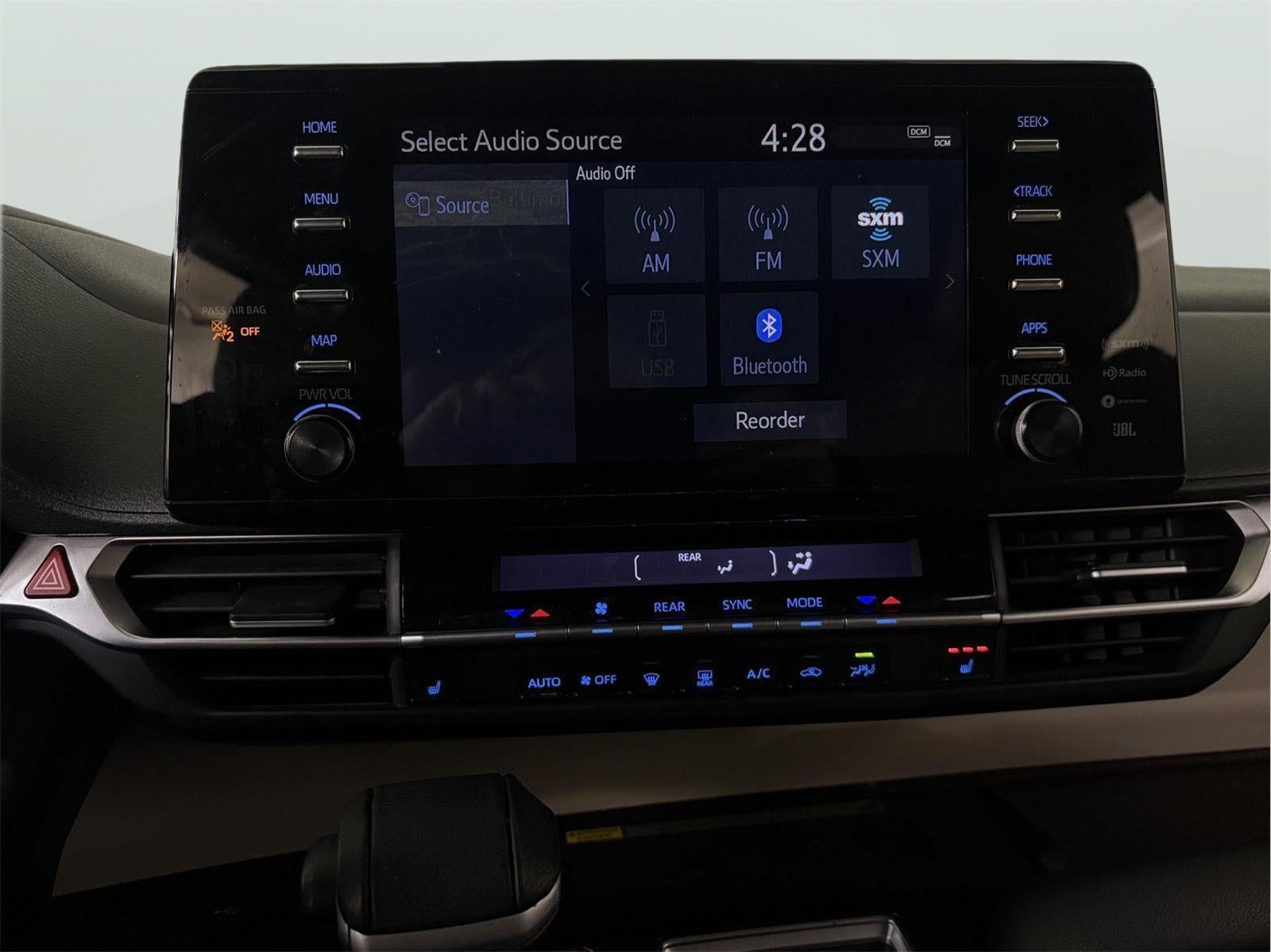 2021 Toyota SIENNA XLE XLE