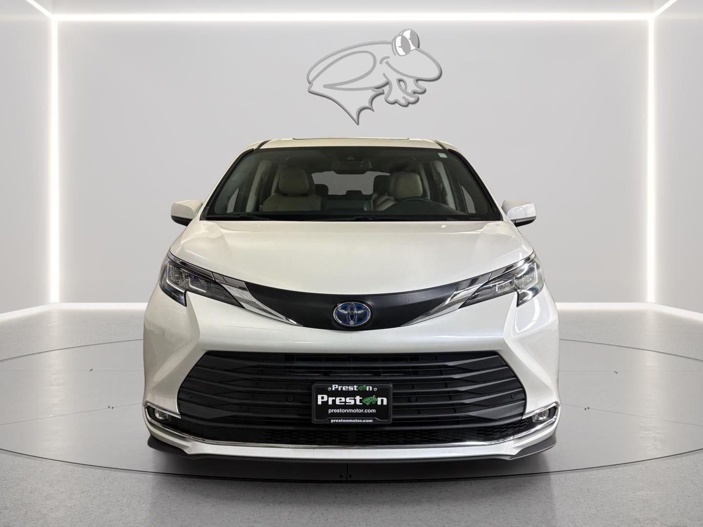2021 Toyota SIENNA XLE XLE