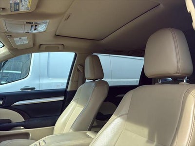 2017 Toyota HIGHLANDER XLE