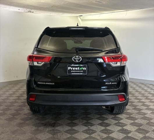2017 Toyota HIGHLANDER XLE
