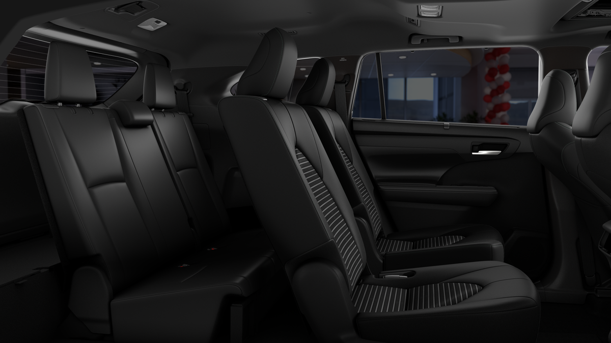 2026 Toyota Highlander XSE