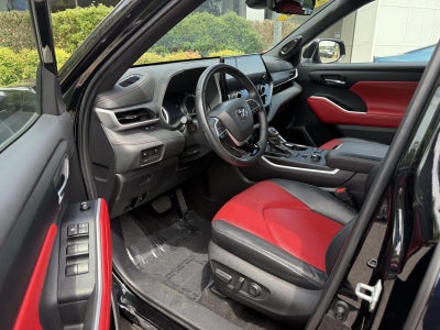 2024 Toyota Highlander XSE