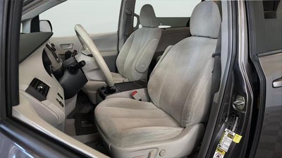 2014 Toyota SIENNA LE 3.5L LE AAS