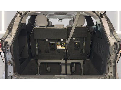 2025 Toyota Sienna LE 8-Passenger
