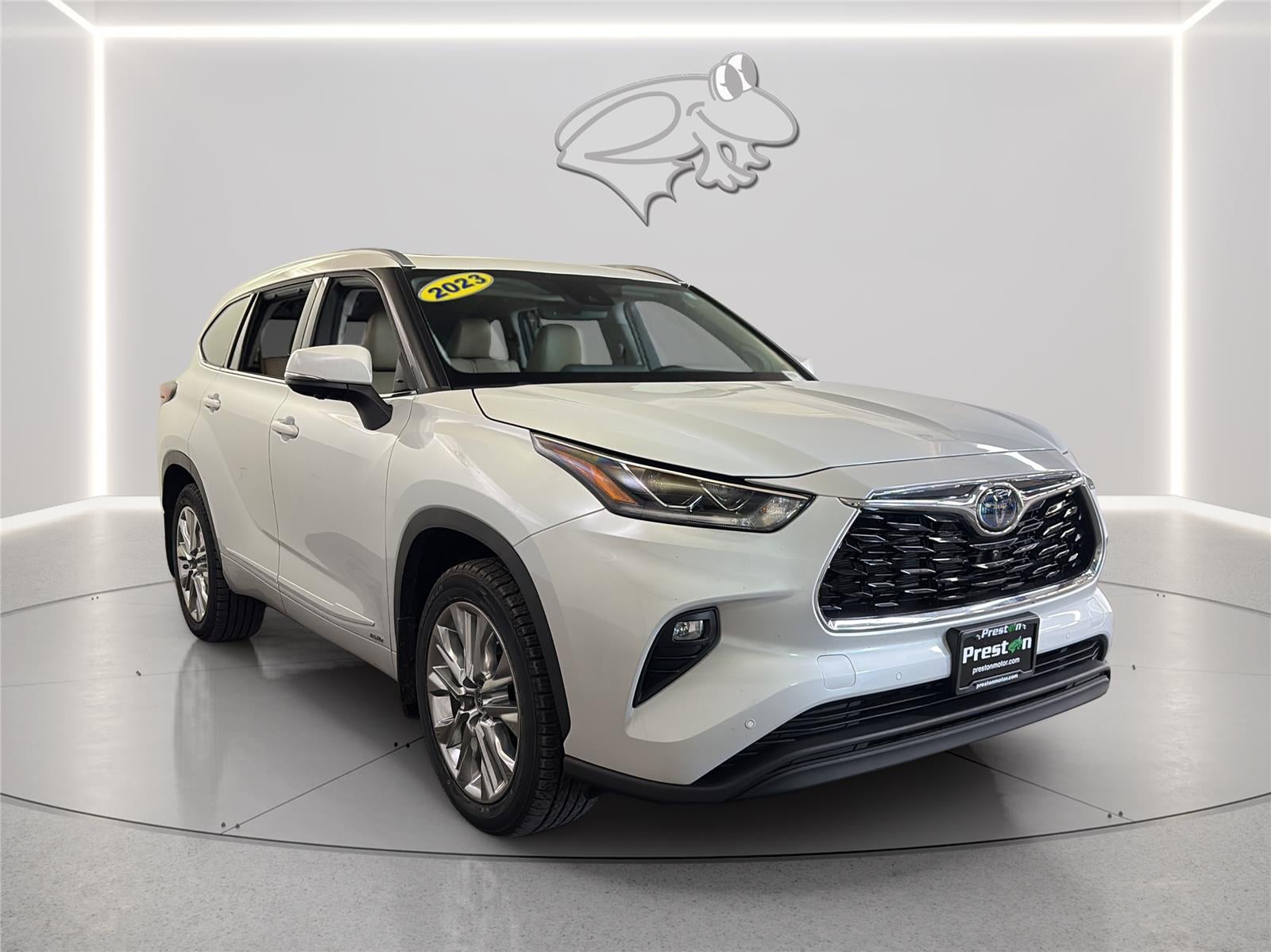 2023 Toyota HIGHLANDER HYBRD Limited