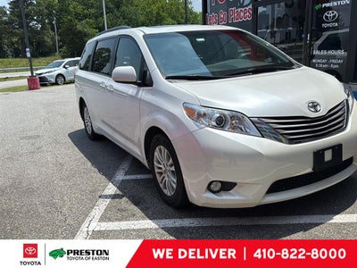 2016 Toyota Sienna XLE 8-Passenger