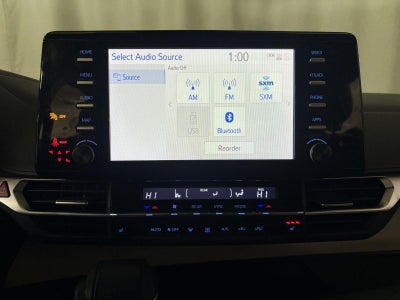 2022 Toyota SIENNA XLE XLE 8-Passenger