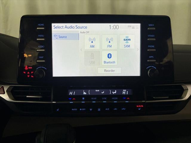 2022 Toyota SIENNA XLE XLE 8-Passenger