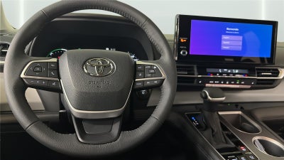 2026 Toyota Sienna XLE 8-Passenger