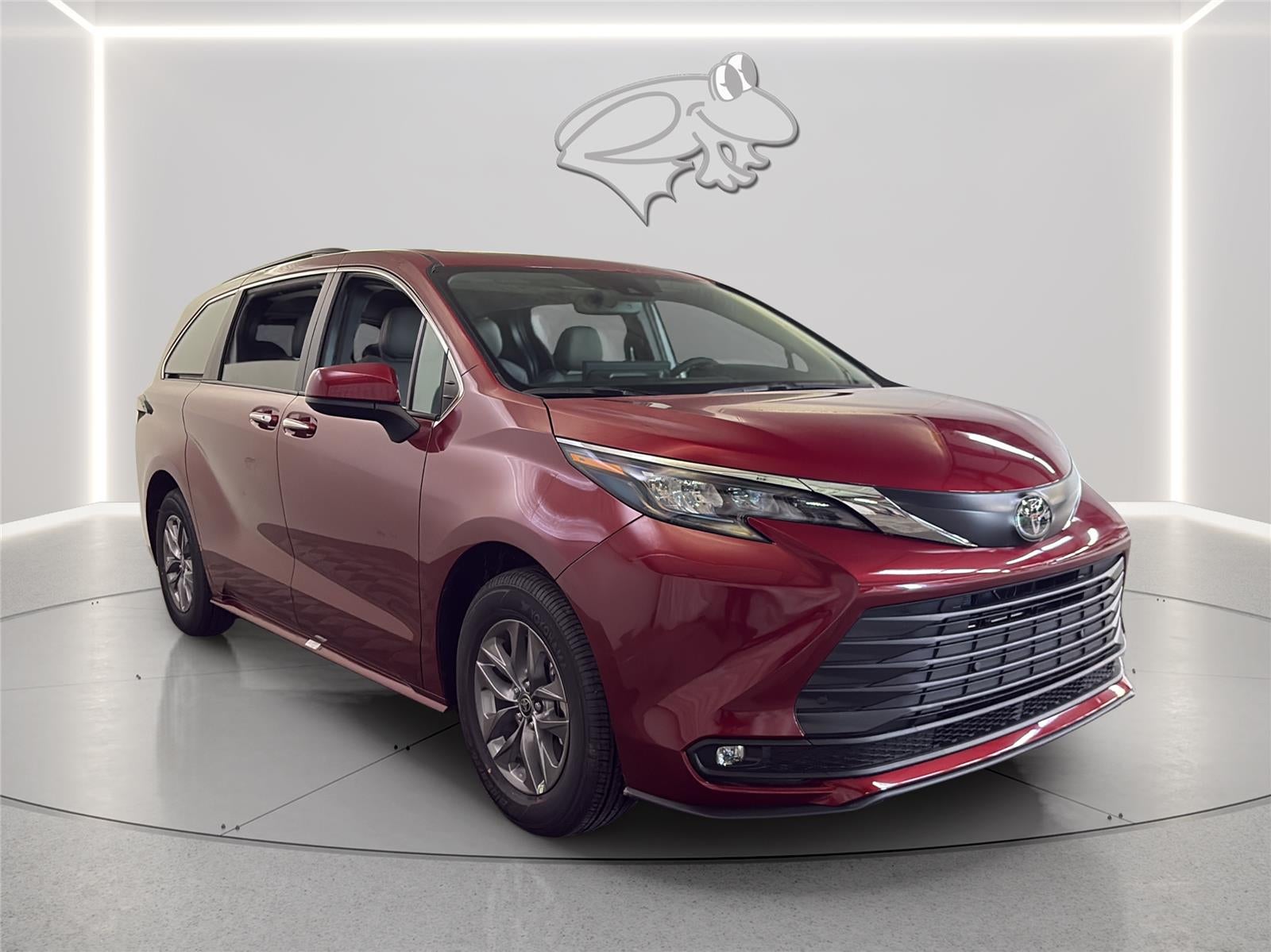 2026 Toyota Sienna XLE 8-Passenger