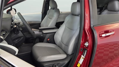 2026 Toyota Sienna XLE 8-Passenger