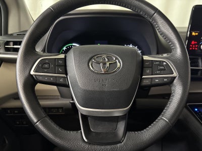 2024 Toyota SIENNA XLE XLE 8-Passenger