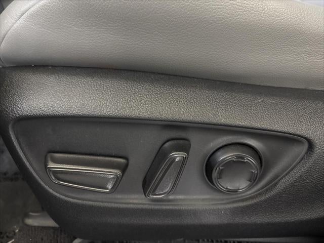 2024 Toyota SIENNA XLE XLE 8-Passenger