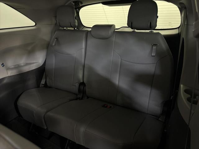 2024 Toyota SIENNA XLE XLE 8-Passenger