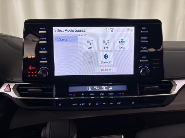 2024 Toyota SIENNA XLE XLE 8-Passenger