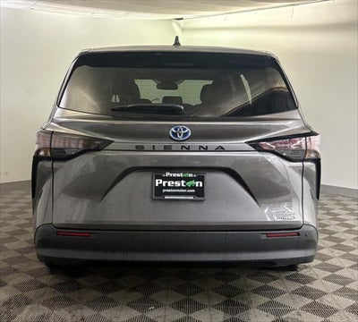 2024 Toyota SIENNA XLE XLE 8-Passenger
