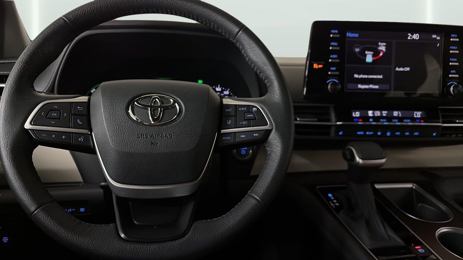2024 Toyota Sienna XLE