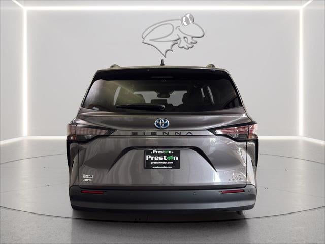 2024 Toyota Sienna XLE