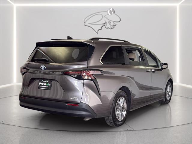 2024 Toyota Sienna XLE