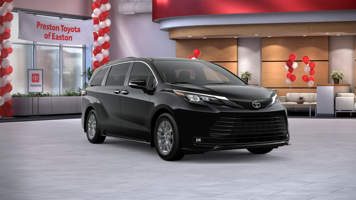 2026 Toyota Sienna XLE