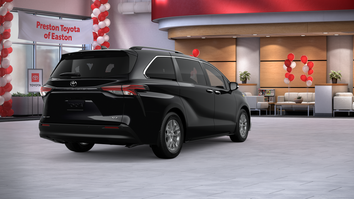 2026 Toyota Sienna XLE