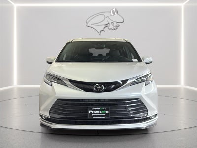 2026 Toyota Sienna Limited 7-Passenger
