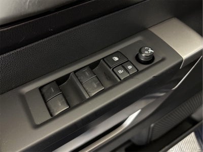 2025 Toyota TUNDRA 4X4 SR5