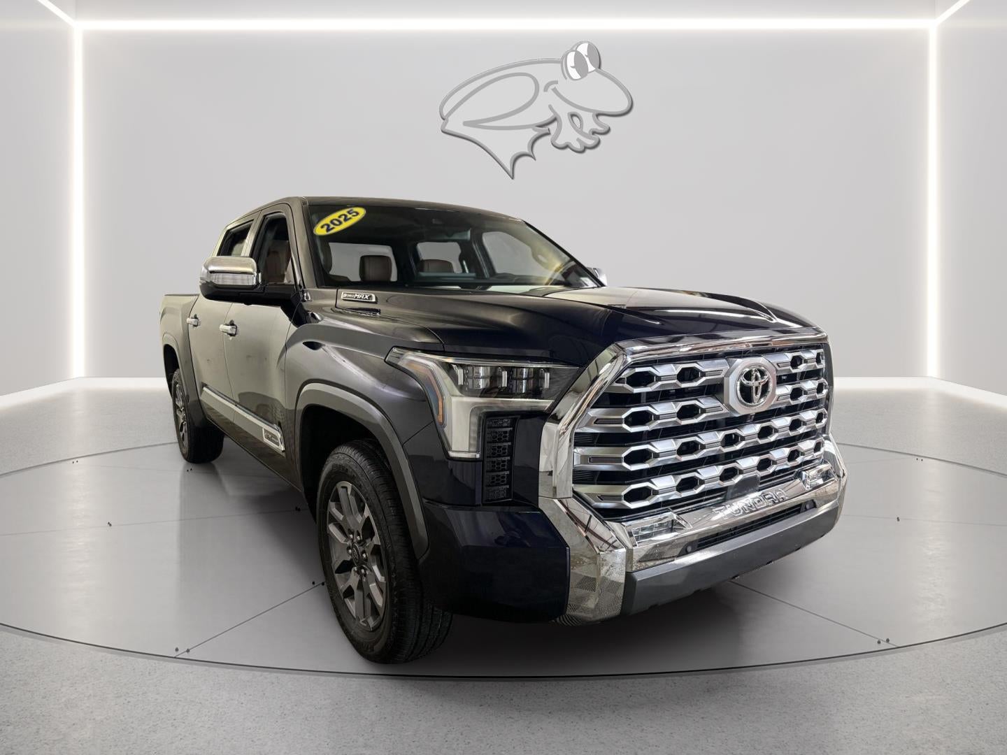 2025 Toyota TUNDRA HV 4X4 1794 Edition HV