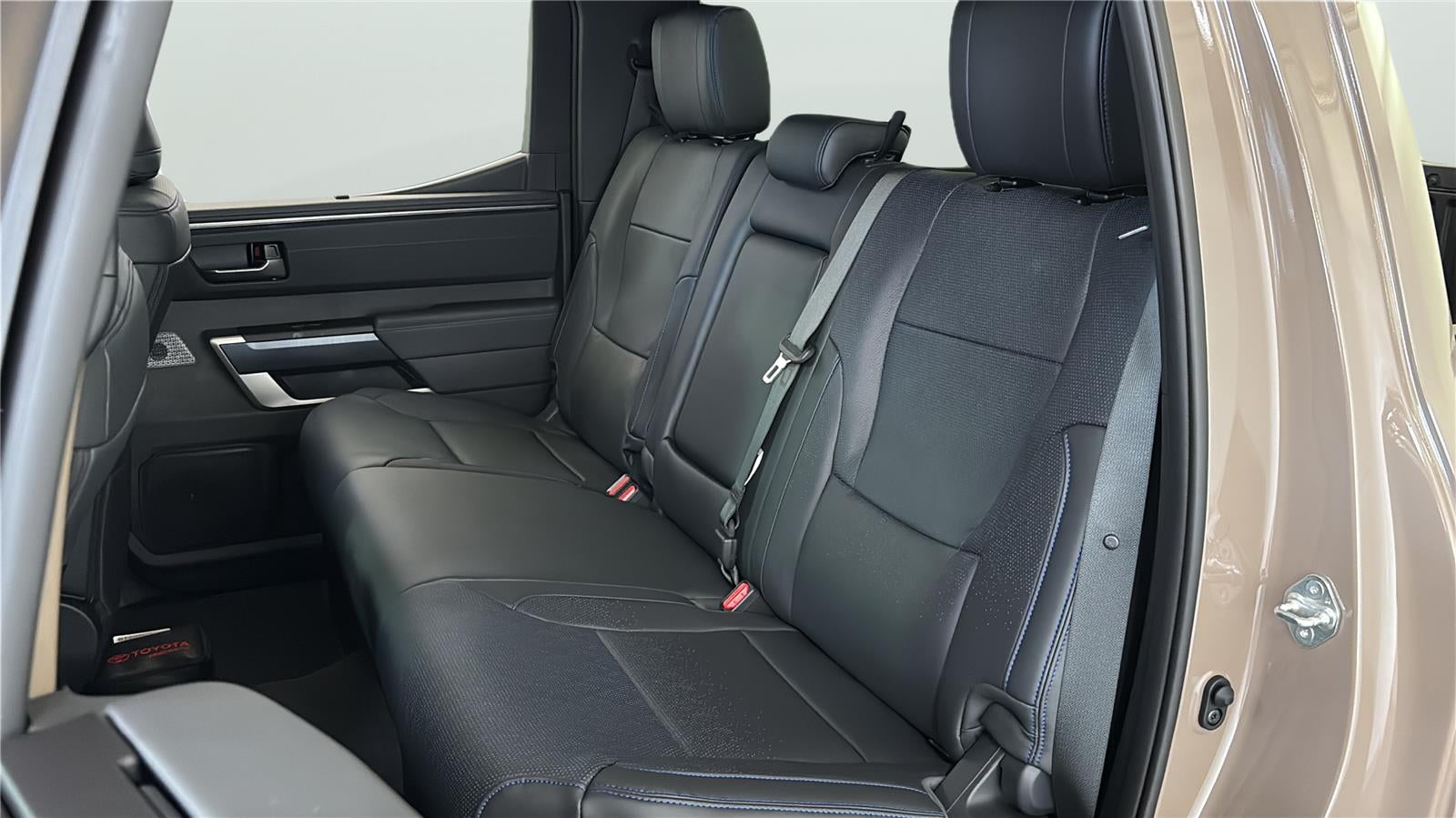 2026 Toyota Tundra i-FORCE MAX Platinum i-FORCE MAX