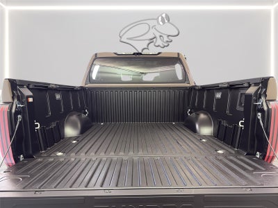 2026 Toyota Tundra i-FORCE MAX Platinum i-FORCE MAX