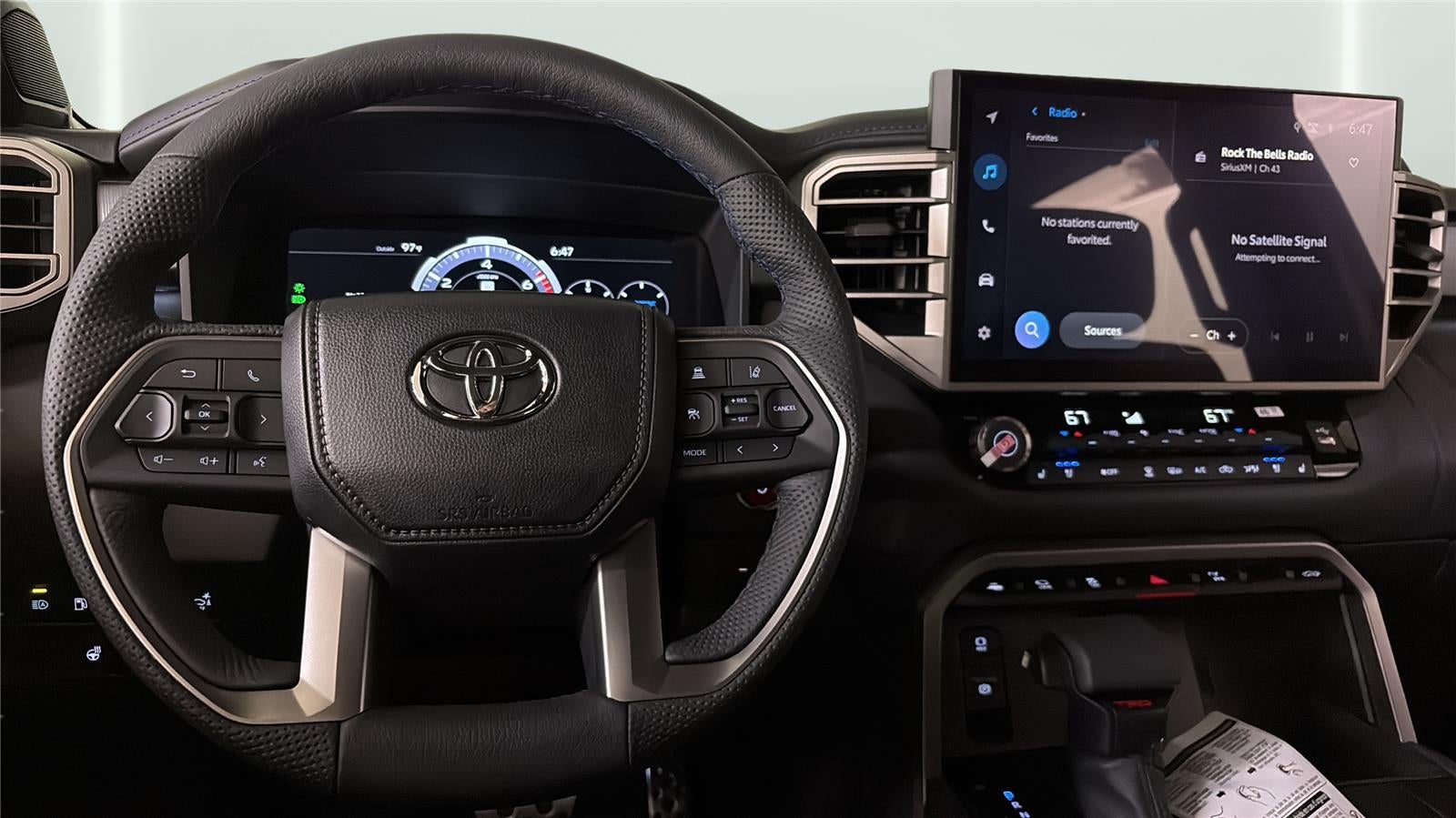 2026 Toyota Tundra i-FORCE MAX Platinum i-FORCE MAX