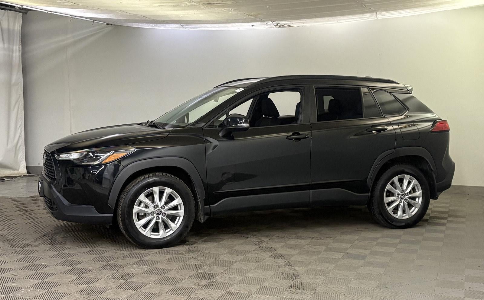 2023 Toyota Corolla Cross LE