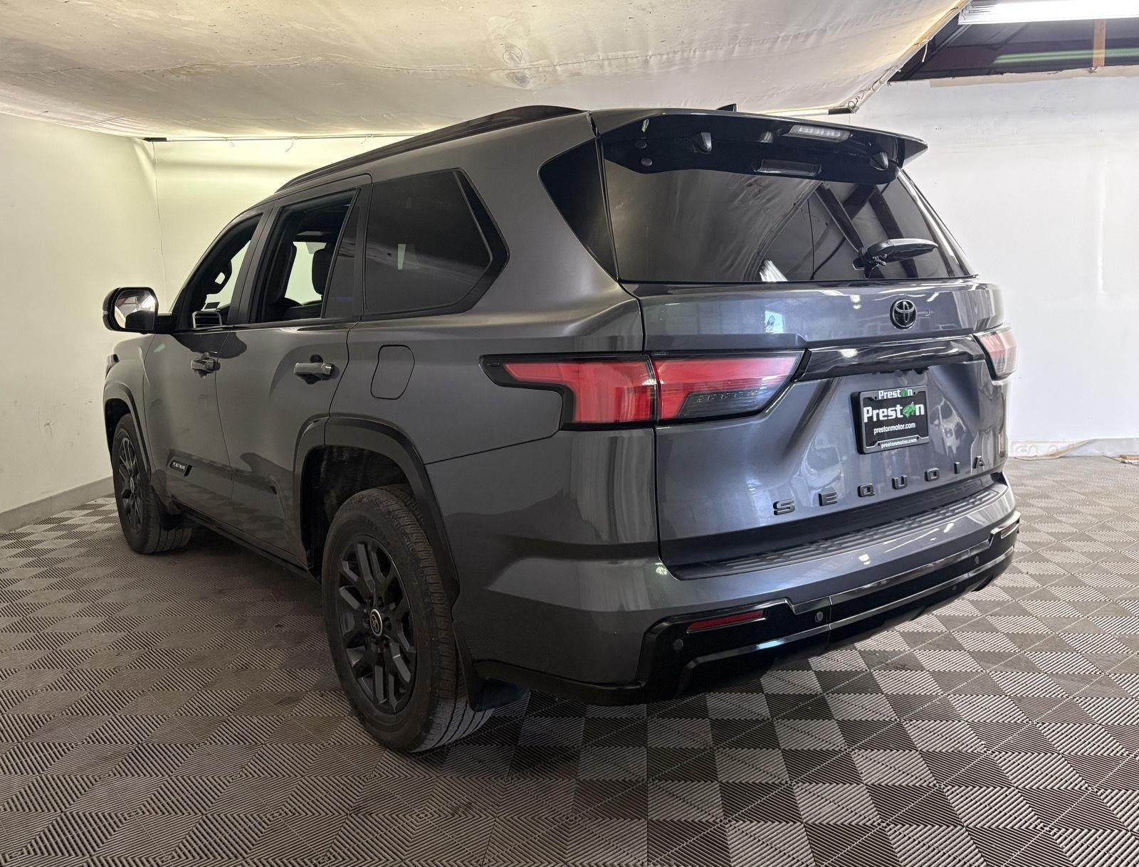 2024 Toyota SEQUOIA 4WD Platinum