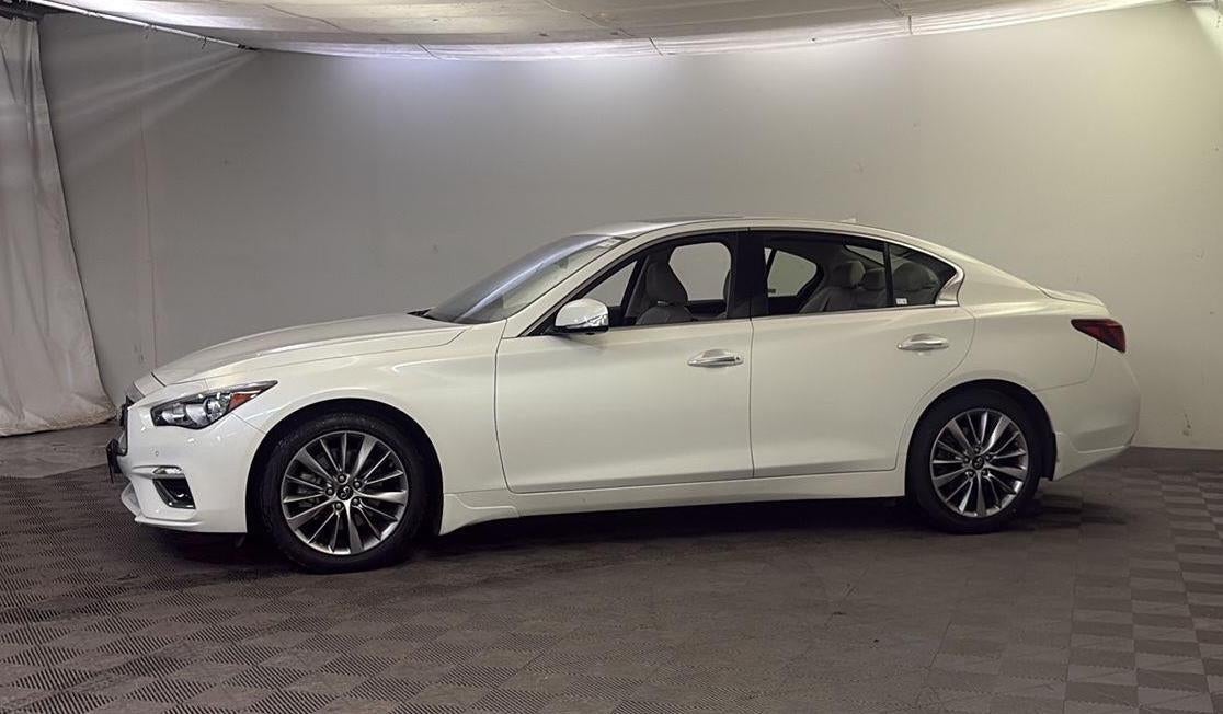 2022 INFINITI Q50 LUXE