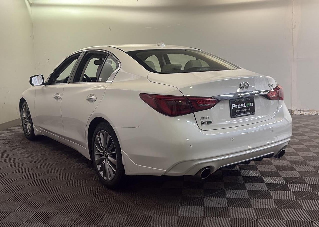 2022 INFINITI Q50 LUXE