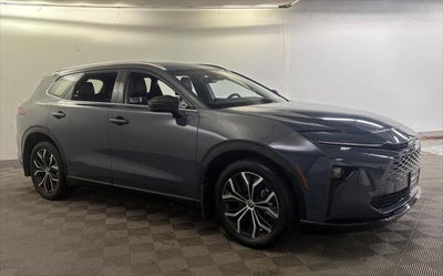 2025 Toyota CROWN SIGNIA XLE