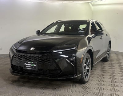 2025 Toyota Toyota Crown Signia XLE