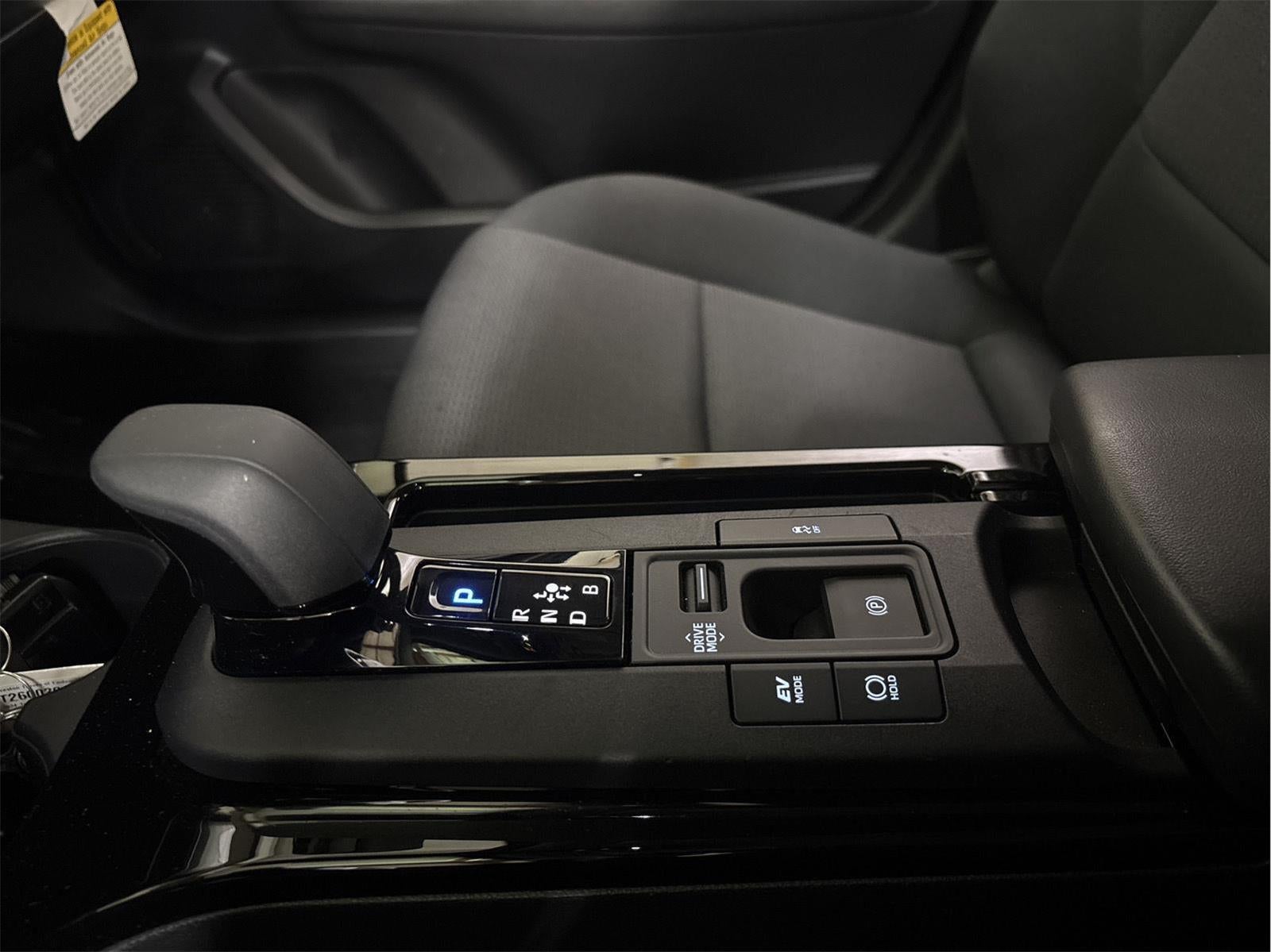 2024 Toyota PRIUS LE